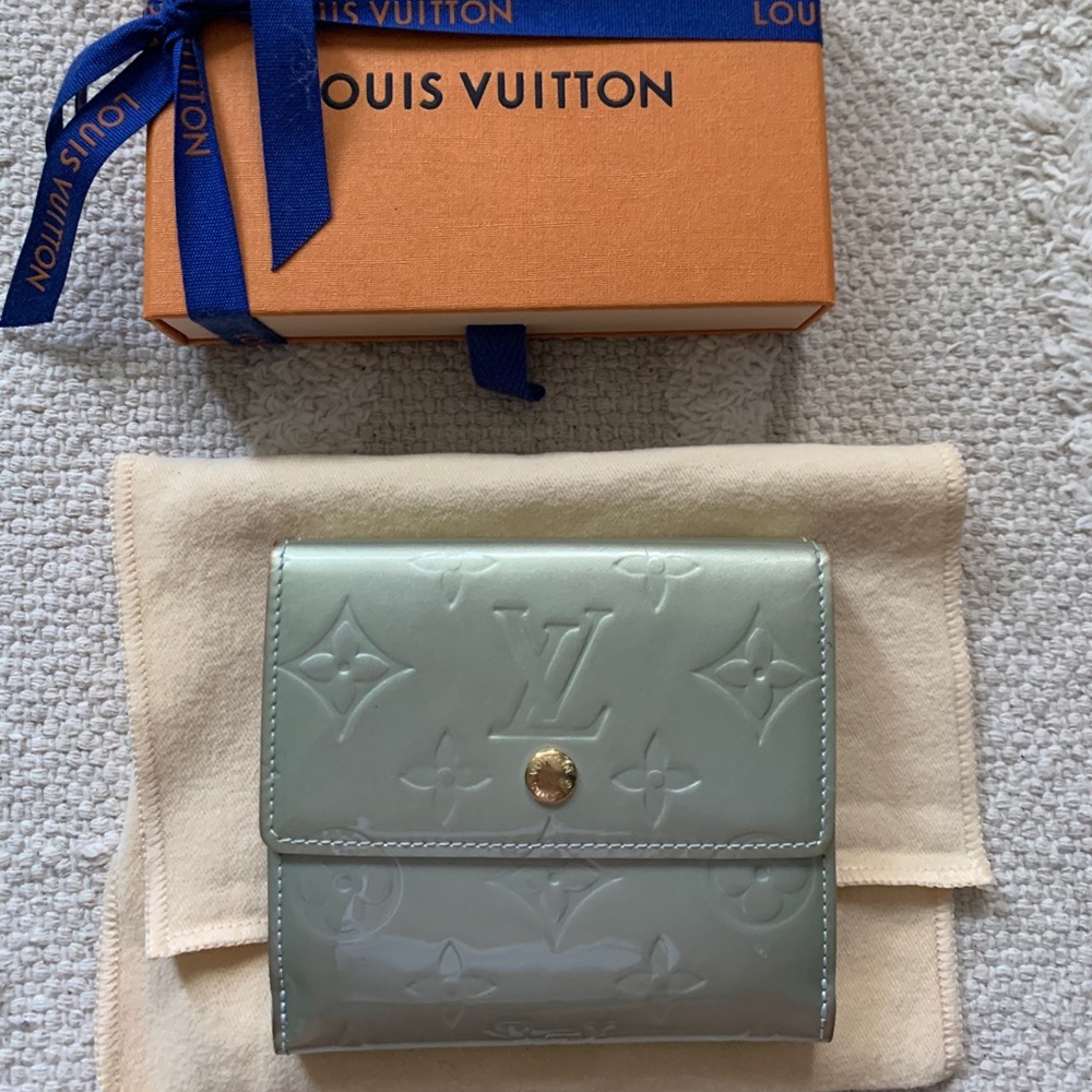Louis Vuitton Vernis Wallet